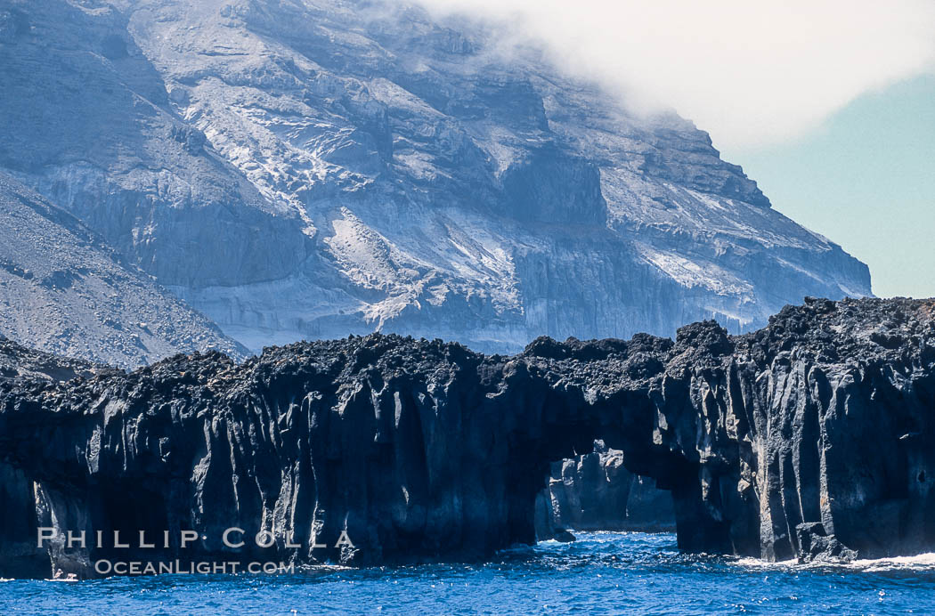 Los Arcos del Diablo, west side of Guadalupe Island. Guadalupe Island (Isla Guadalupe), Baja California, Mexico, natural history stock photograph, photo id 06159