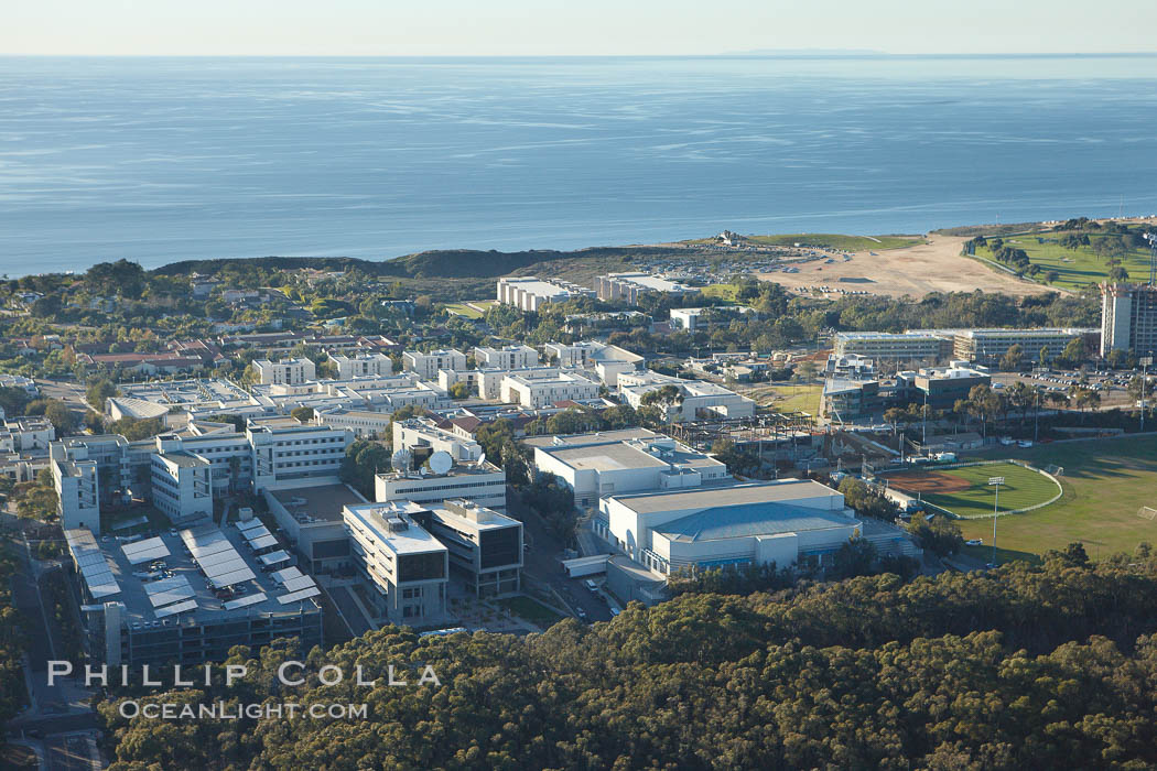 Eleanor Roosevelt College, at University of California San Diego, with the Pacific Ocean in the distance. La Jolla, USA, natural history stock photograph, photo id 22423