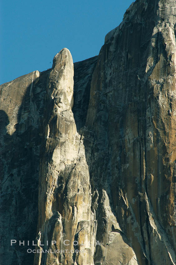 The Finger, a dramatic spire alongside Yosemite Falls that is a popular destination for advanced climbers, Yosemite Valley. Yosemite National Park, California, USA, natural history stock photograph, photo id 06985