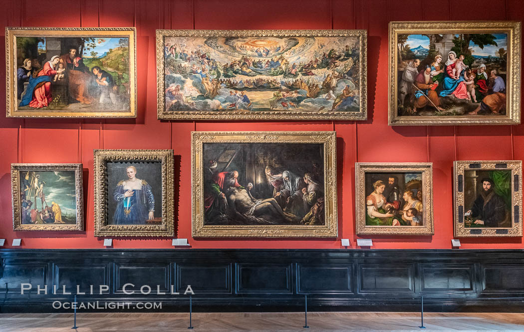 Gallery in the Musee du Louvre, Paris. France, natural history stock photograph, photo id 35610