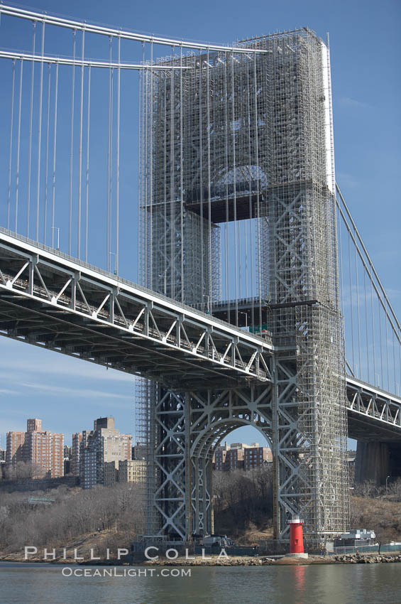 George Washington Bridge, with construction scaffolding.  Hudson River. Manhattan, New York City, USA, natural history stock photograph, photo id 11151