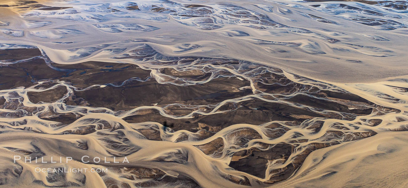 Glacial river, highlands of Southern Iceland., natural history stock photograph, photo id 35782