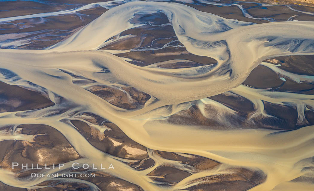 Glacial river, highlands of Southern Iceland., natural history stock photograph, photo id 35743