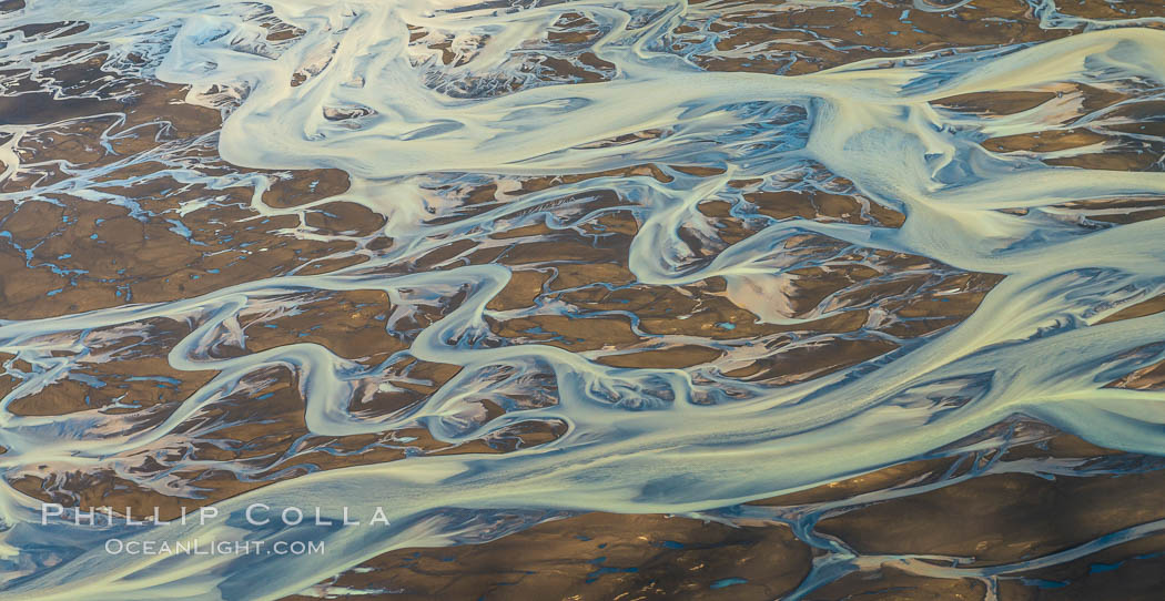 Glacial river, highlands of Southern Iceland., natural history stock photograph, photo id 35779