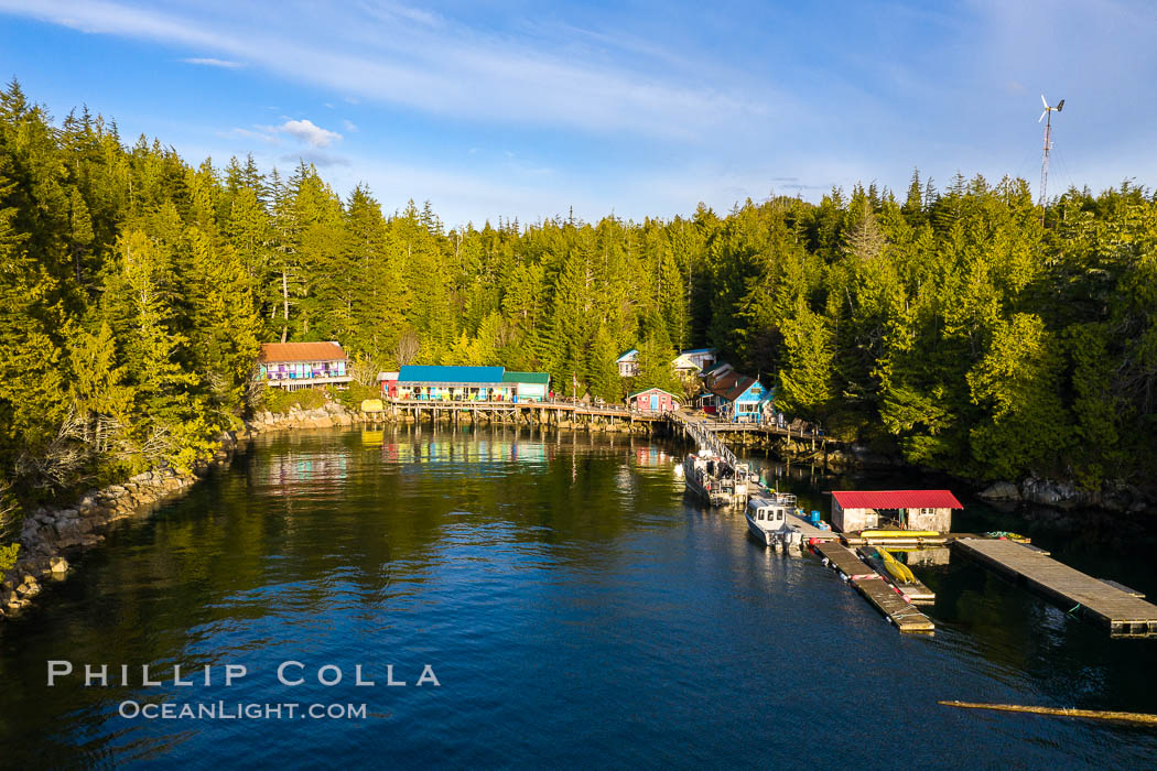 Gods Pocket Dive Resort, Hurst Island. British Columbia, Canada, natural history stock photograph, photo id 35505