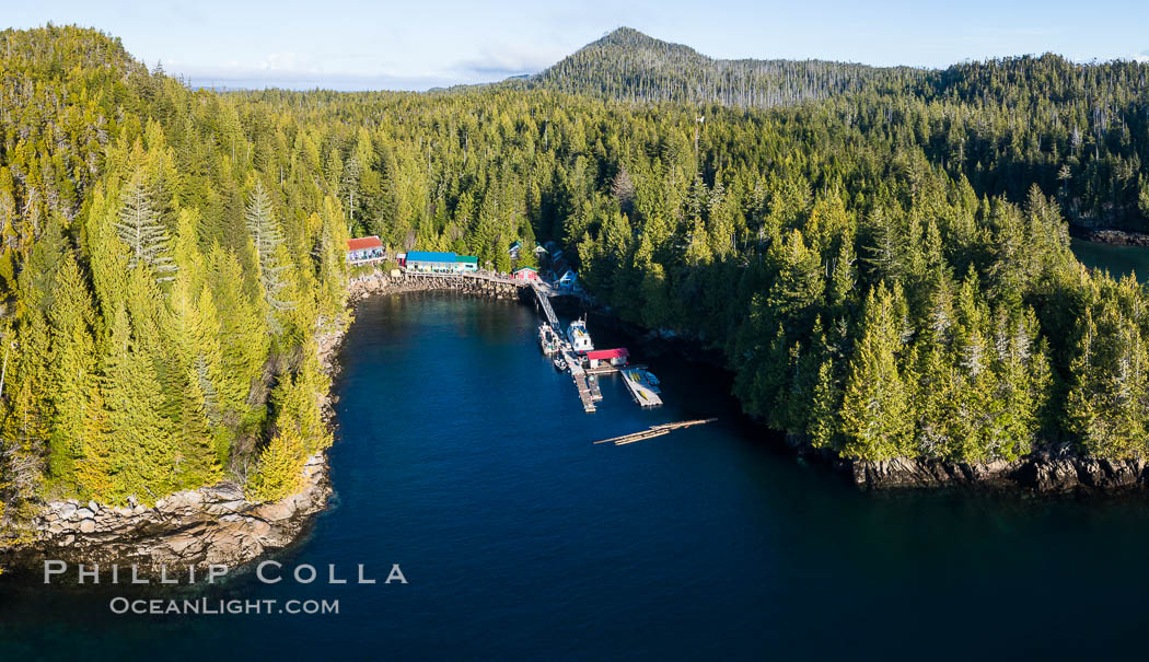 Gods Pocket Resort, on Hurst Island, part of Gods Pocket Provincial Park, aerial photo. British Columbia, Canada, natural history stock photograph, photo id 34470