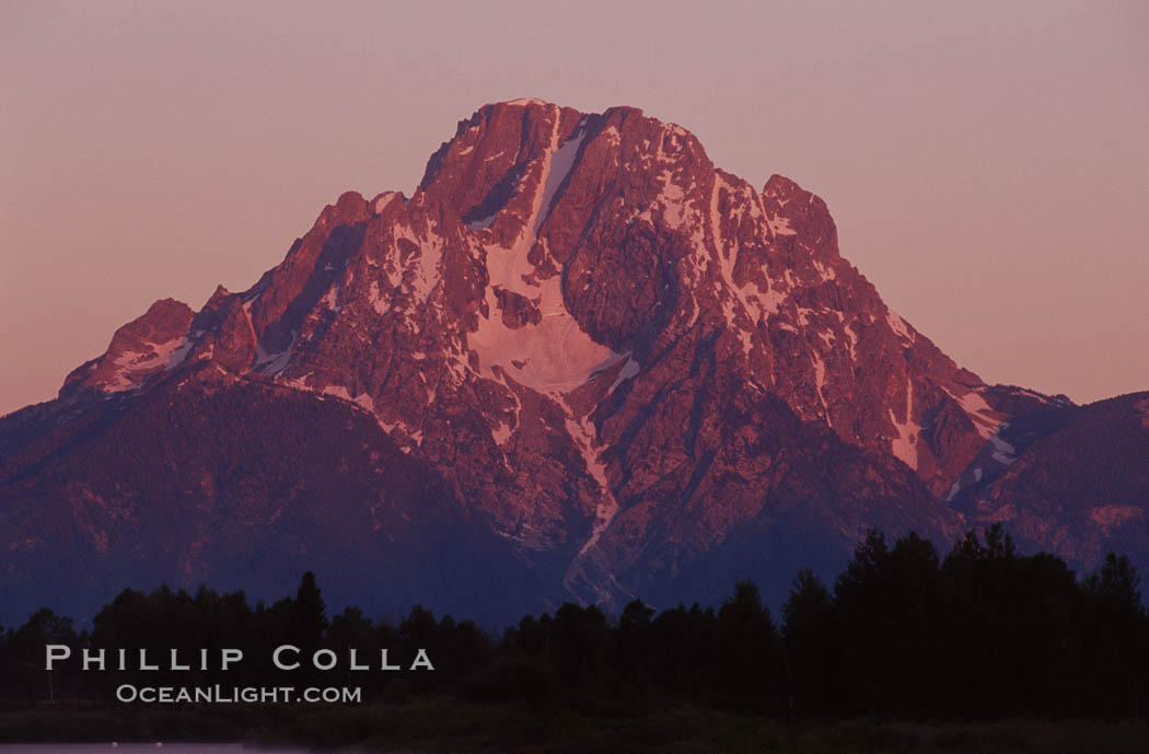 Mount Moran in the Teton Range at sunrise. Grand Teton National Park, Wyoming, USA, natural history stock photograph, photo id 07391