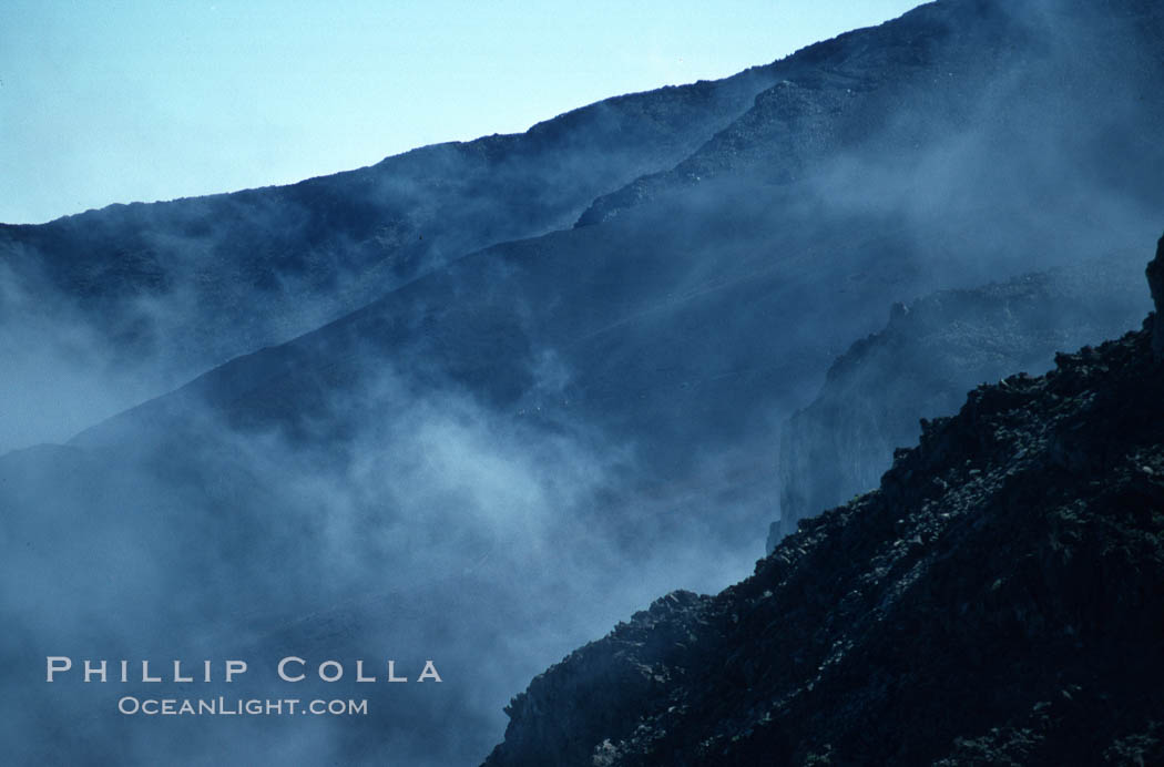 Haleakala volcano crater. Maui, Hawaii, USA, natural history stock photograph, photo id 05600