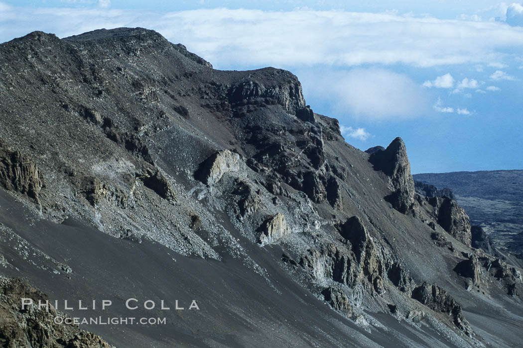 Haleakala Volcano crater slope. Maui, Hawaii, USA, natural history stock photograph, photo id 04547