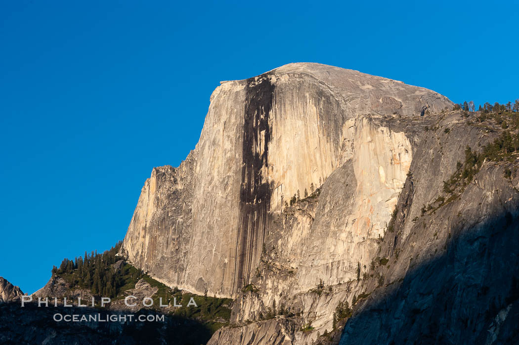 Half Dome in Yosemite National Park. California, USA, natural history stock photograph, photo id 07754