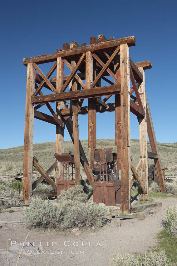Head frame and machinery. Bodie State Historical Park, California, USA, natural history stock photograph, photo id 23168
