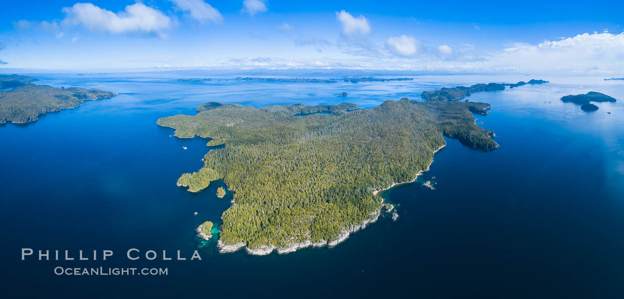 Hurst Island and Gods Pocket Provincial Park, aerial photo. Vancouver Island, British Columbia, Canada, natural history stock photograph, photo id 34489