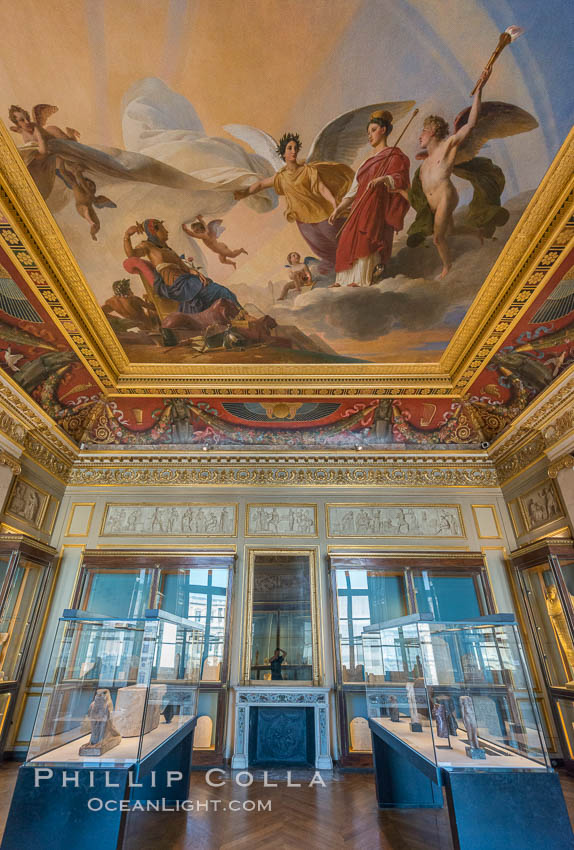 Inside the Louvre Museum, Paris. Musee du Louvre, France, natural history stock photograph, photo id 28050