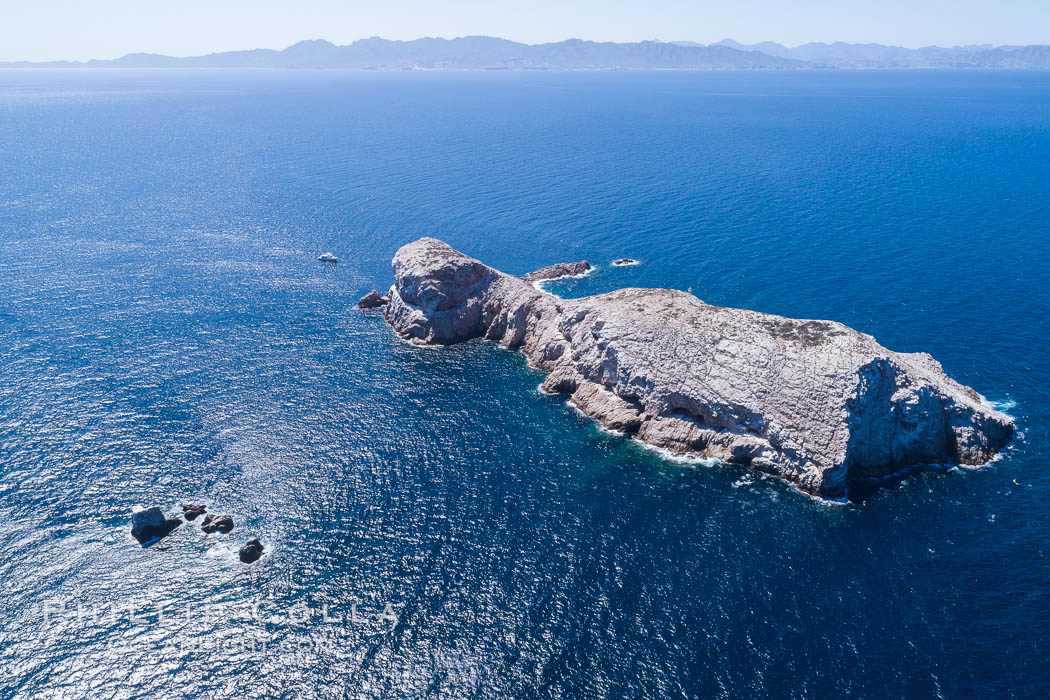 Isla Las Animas, aerial photo, Sea of Cortez. Baja California, Mexico, natural history stock photograph, photo id 33667