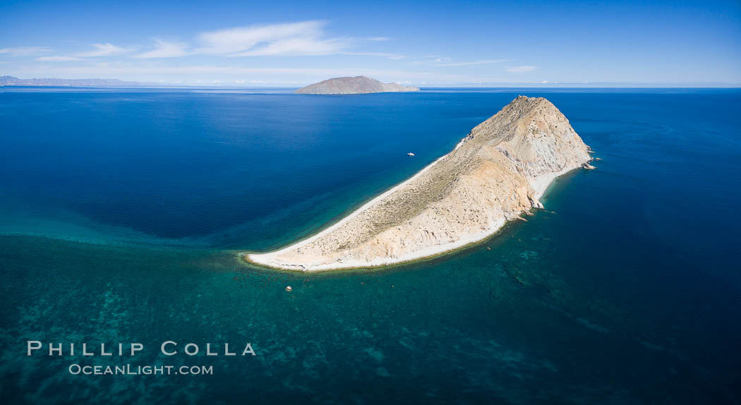 Isla San Diego, aerial photo, Sea of Cortez. Baja California, Mexico, natural history stock photograph, photo id 32424