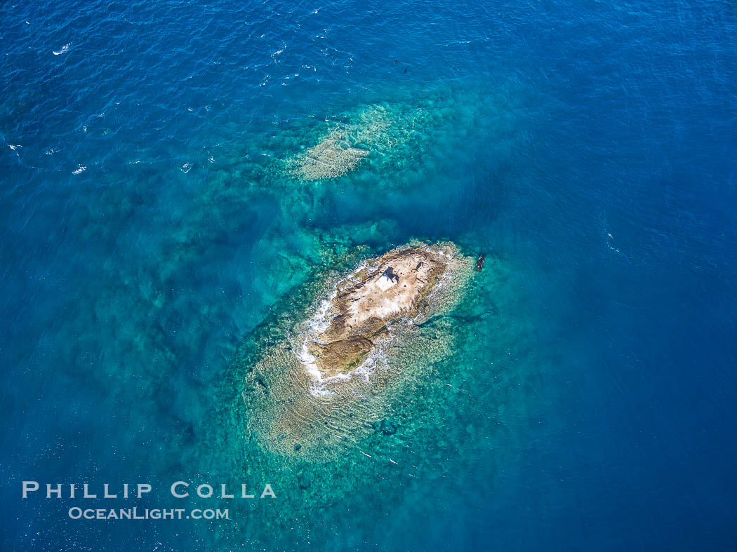 La Reina Lighthouse Reef, Sea of Cortez, aerial photo., natural history stock photograph, photo id 32374