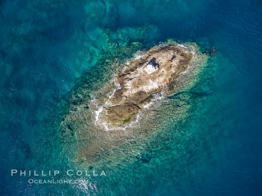 La Reina Lighthouse Reef, Sea of Cortez, aerial photo. Baja California, Mexico, natural history stock photograph, photo id 32373