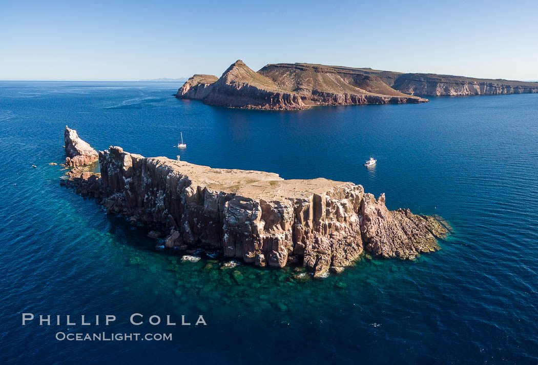 Los Islotes and Isla Partida, the northern part of Archipelago Espiritu Santo, Sea of Cortez, Aerial Photo. Baja California, Mexico, natural history stock photograph, photo id 32396