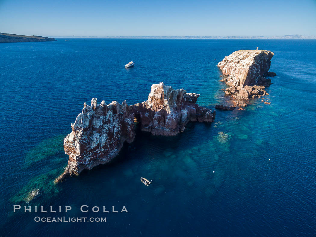 Los Islotes, part of Archipelago Espiritu Santo, Sea of Cortez, Aerial Photo. Baja California, Mexico, natural history stock photograph, photo id 32383