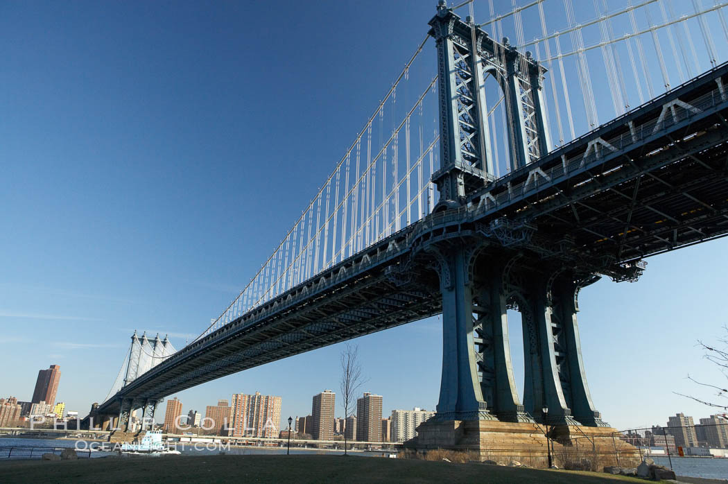 Manhattan Bridge viewed from Brooklyn. New York City, USA, natural history stock photograph, photo id 11055