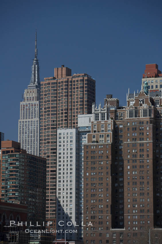 Manhattan waterfront seen from the East River. New York City, USA, natural history stock photograph, photo id 11132