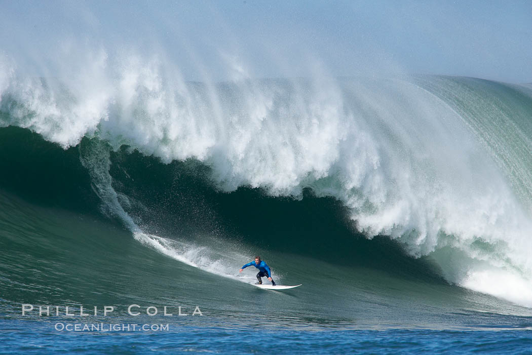 Evan Slater in semifinal one, Slater would finish fifth in the finals later in the day, Mavericks surf contest, February 7, 2006. Half Moon Bay, California, USA, natural history stock photograph, photo id 15324