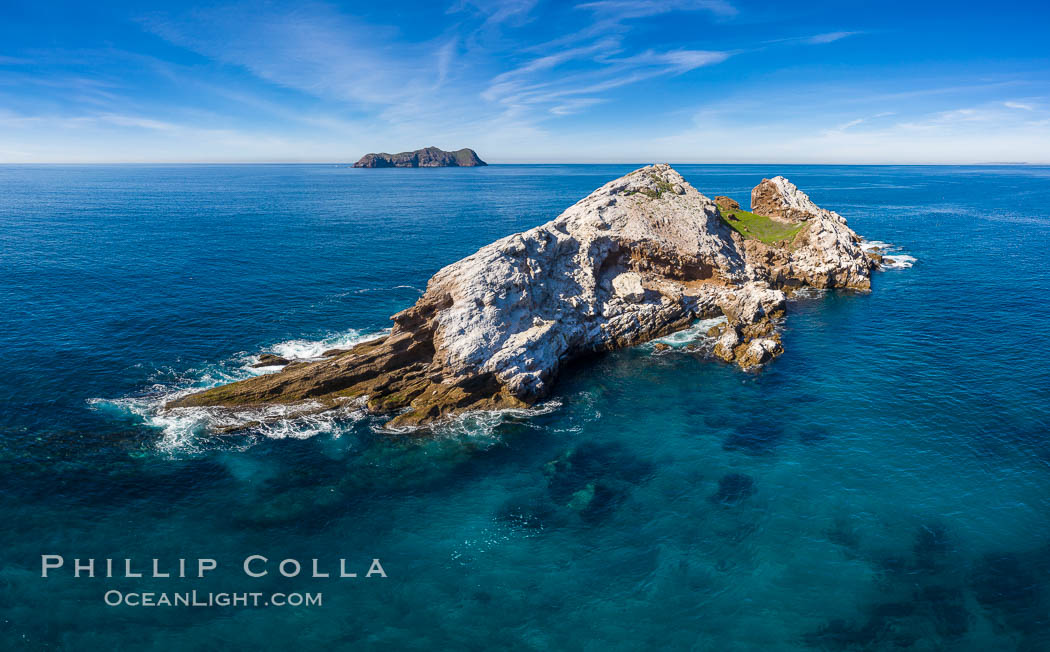 Middle Coronado Rock Island, aerial photo. Coronado Islands (Islas Coronado), Baja California, Mexico, natural history stock photograph, photo id 35085