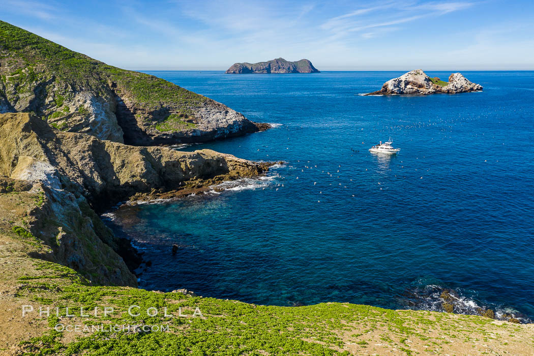 Middle Coronado Island, aerial photo. Coronado Islands (Islas Coronado), Baja California, Mexico, natural history stock photograph, photo id 35105