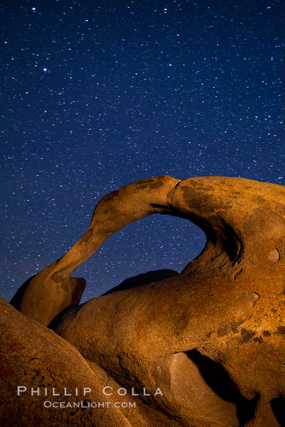 Mobius Arch and stars at night, Alabama Hills, California. Alabama Hills Recreational Area, USA, natural history stock photograph, photo id 27672