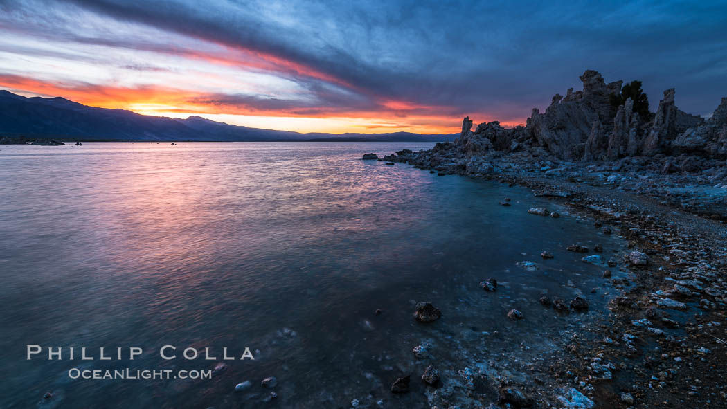 Mono Lake Tufa at Sunset. California, USA, natural history stock photograph, photo id 31072