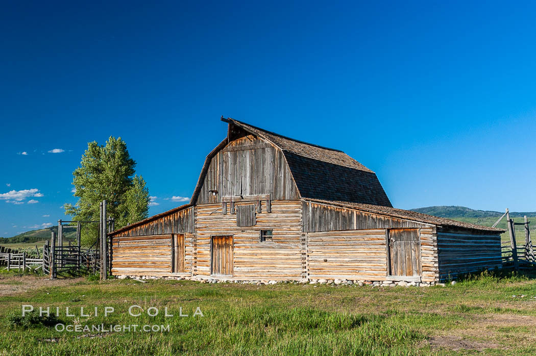 Old barn along Mormon Row. Grand Teton National Park, Wyoming, USA, natural history stock photograph, photo id 07424