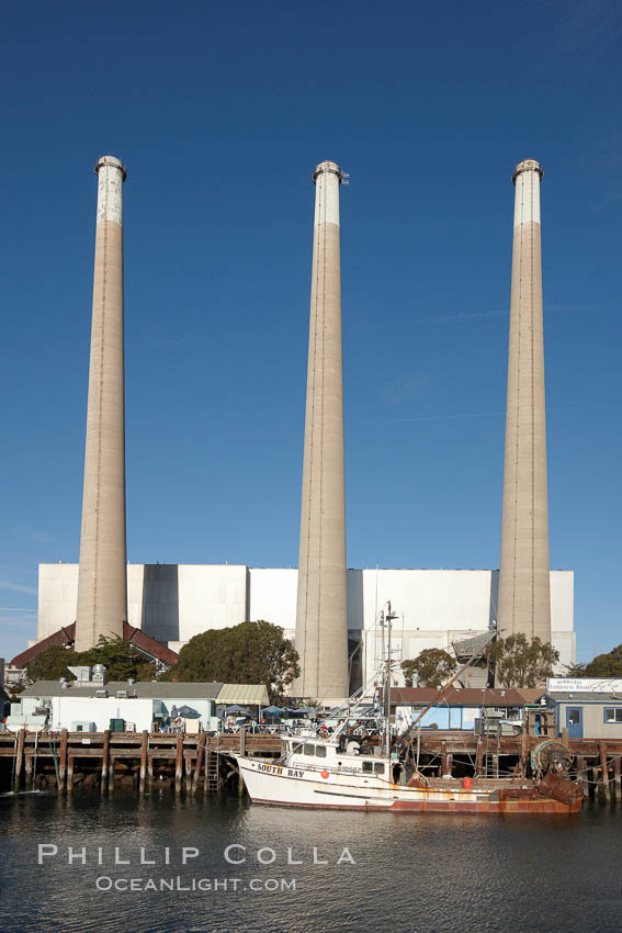 Morro Bay Power Plant stacks, each 450-feet tall, mark the Pacific Gas and Electric power plant. California, USA, natural history stock photograph, photo id 22211