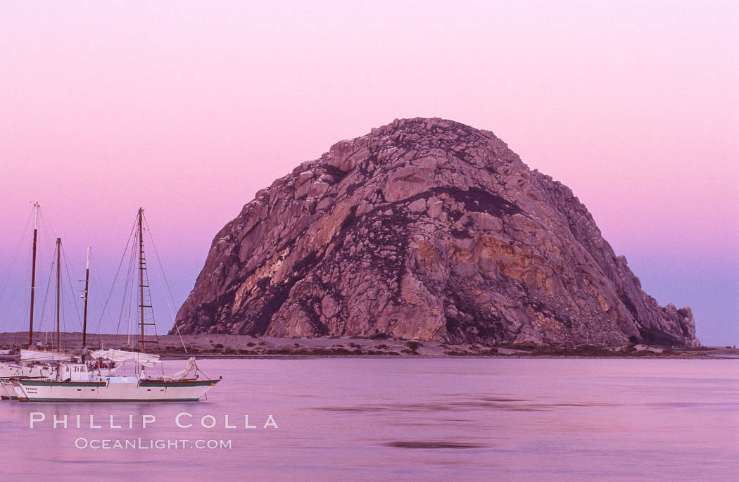 Morro Rock and Morro Bay, pink sky at dawn, sunrise. California, USA, natural history stock photograph, photo id 06439