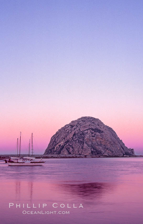Morro Rock and Morro Bay, pink sky at dawn, sunrise. California, USA, natural history stock photograph, photo id 06445