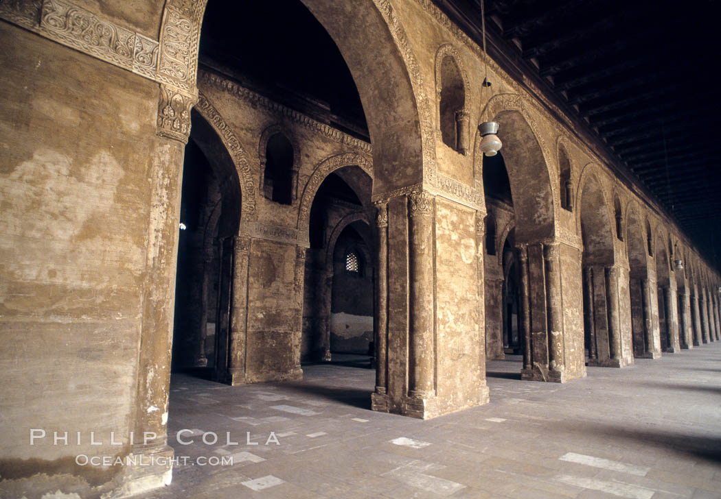 Arches, Mosque of Ibn Tulun. Cairo, Egypt, natural history stock photograph, photo id 02602