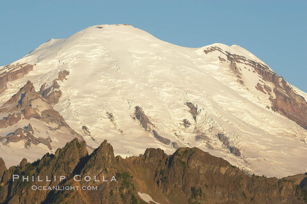 Mount Rainier rises above Governors Ridge, Emmons Glacier., natural history stock photograph, photo id 13874