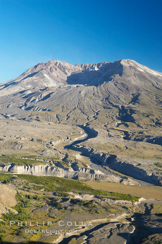 Mount St. Helens viewed from Johnston Observatory five miles away, showing western flank that was devastated during the 1980 eruption. Mount St. Helens National Volcanic Monument, Washington, USA, natural history stock photograph, photo id 13928