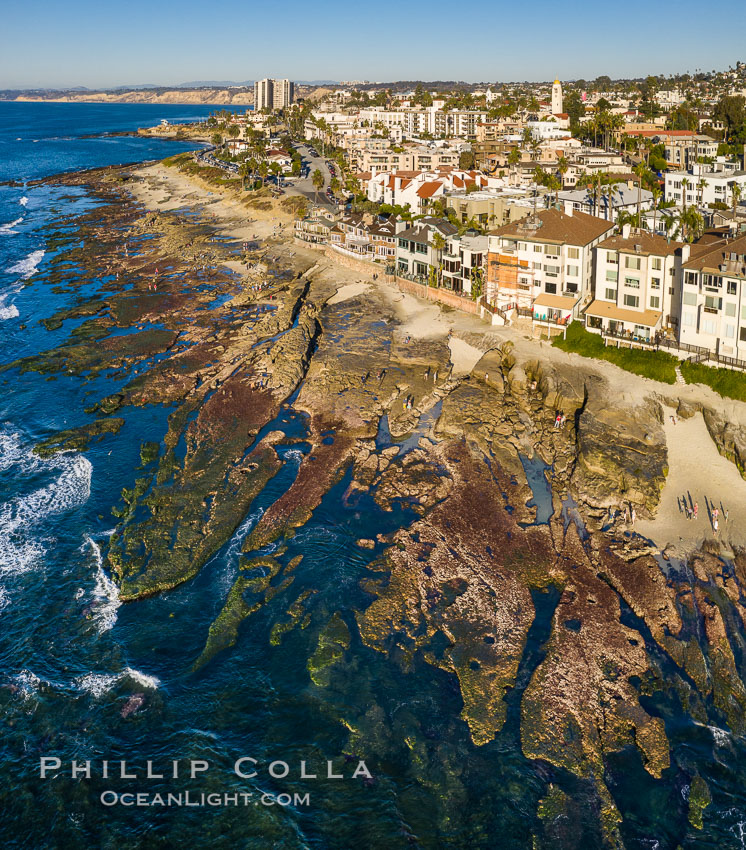 Nicholson Point and Hospitals Beach, aerial photo, extreme low tide, La Jolla, California. USA, natural history stock photograph, photo id 37987
