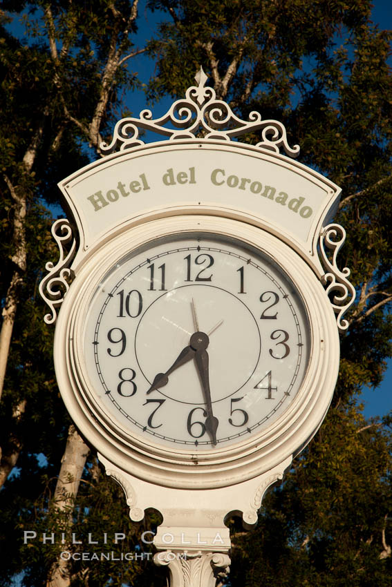 Old fashioned clock at the Hotel Del, Coronado, San Diego. California, USA, natural history stock photograph, photo id 27109