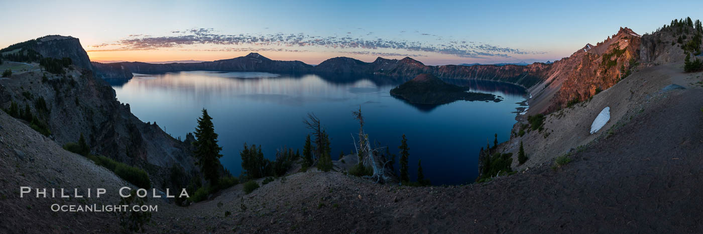 Panoramic picture of Crater Lake at dawn, sunrise, morning, panorama of Crater Lake National Park. Oregon, USA, natural history stock photograph, photo id 28652