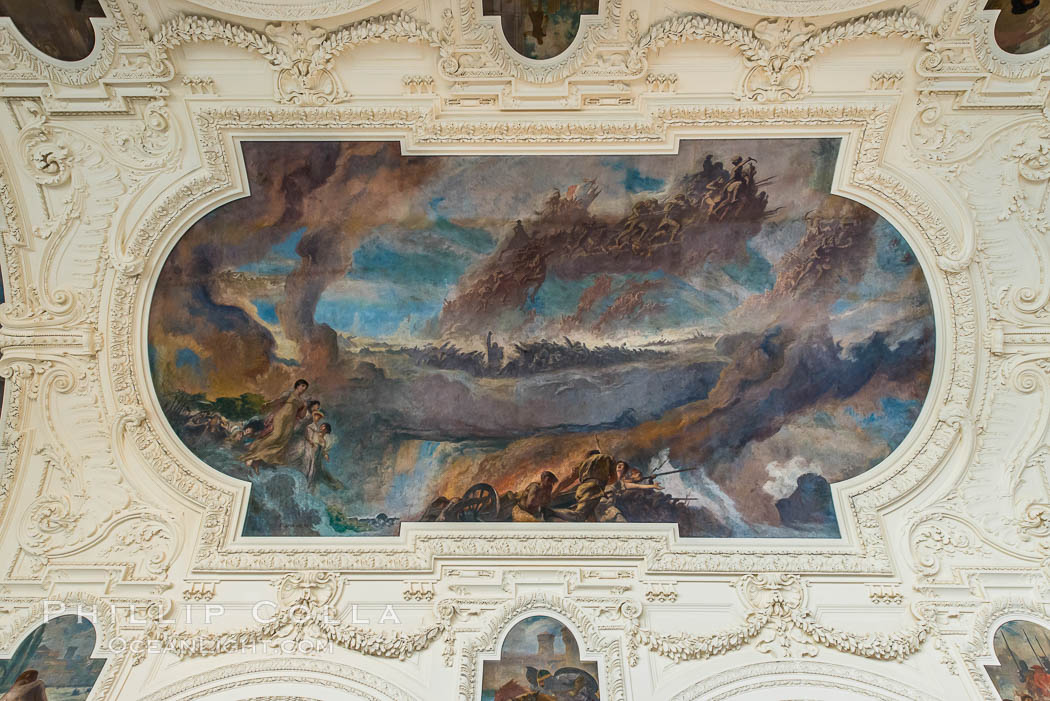 Petit Palais, (Small Palace), is a museum in Paris, France. Built for the Universal Exhibition in 1900 to Charles Girault's designs, it now houses the City of Paris Museum of Fine Arts (musee des beaux-arts de la ville de Paris)., natural history stock photograph, photo id 28063