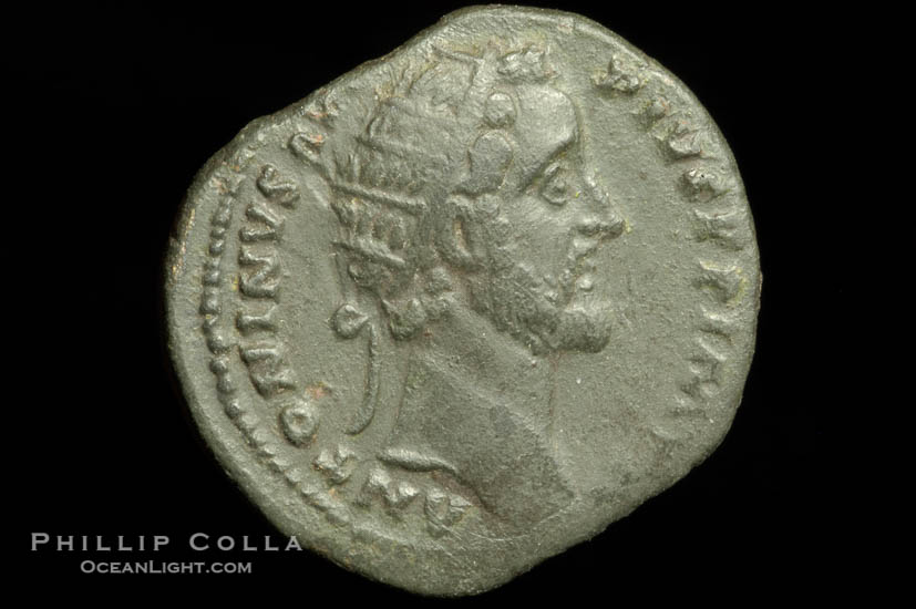 Roman emperor Antonius Pius (138-161 A.D.), depicted on ancient Roman coin (bronze, denom/type: Dupondius) (AE Dupondius. Reverse: TR POT XX COS IIII SC)., natural history stock photograph, photo id 06554