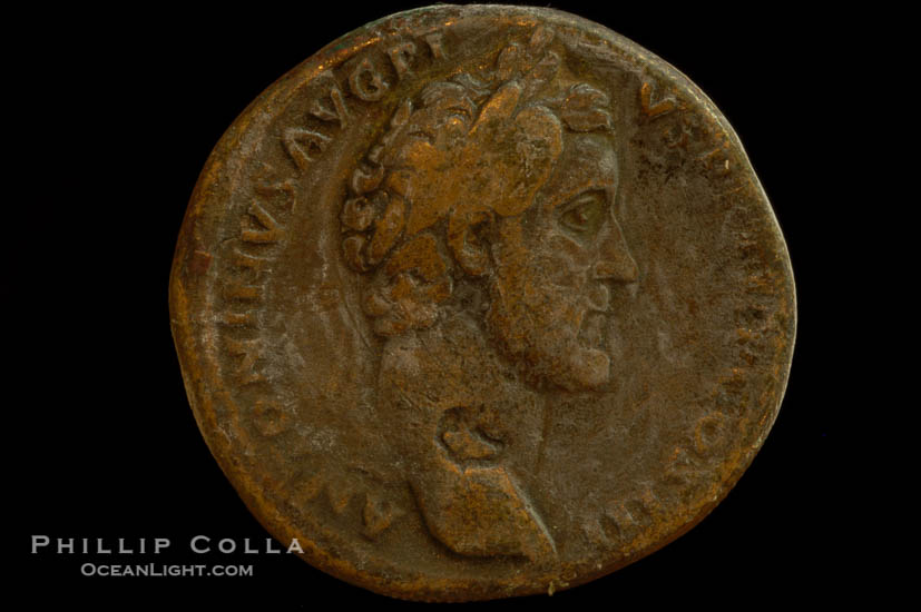 Roman emperor Antonius Pius (138-161 A.D.), depicted on ancient Roman coin (bronze, denom/type: Sestertius) (Sestertius Obverse: ANTONINVS AVG PIUS PP TR P COS III. Reverse: OPS AVG.)., natural history stock photograph, photo id 06788