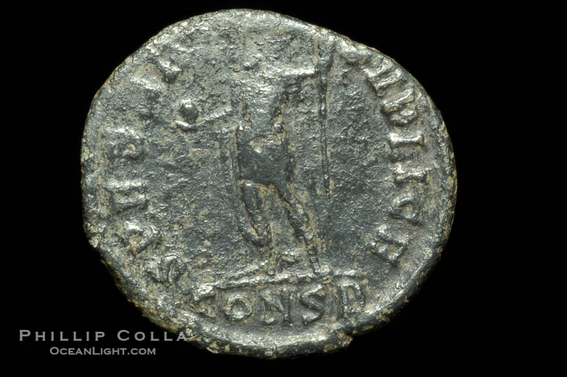 Roman emperor Julian II (355-363 A.D.), depicted on ancient Roman coin (bronze, denom/type: AE4) (Reverse: SPES REPVBLICE VM49; VB2.)., natural history stock photograph, photo id 06717