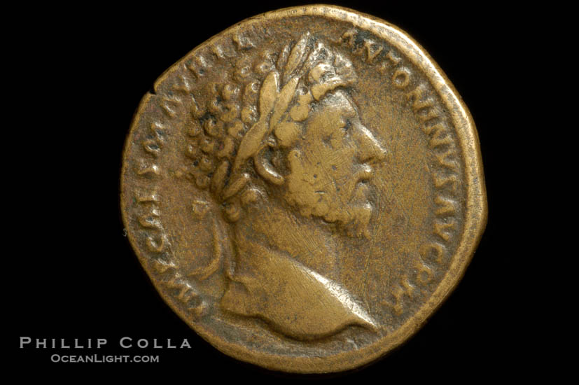 Roman emperor Marcus Aurelius (161-180 A.D.), depicted on ancient Roman coin (bronze, denom/type: Sestertius) (AE Sestertius. Obverse: IMP C, AES M AVREL ANTONINVS AVG PM. Reverse: CONCORD AVGVSTOR TR P XVI COS III SC.)., natural history stock photograph, photo id 06562