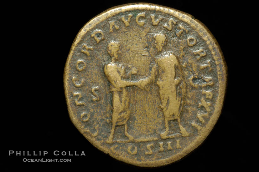 Roman emperor Marcus Aurelius (161-180 A.D.), depicted on ancient Roman coin (bronze, denom/type: Sestertius) (AE Sestertius. Obverse: IMP C, AES M AVREL ANTONINVS AVG PM. Reverse: CONCORD AVGVSTOR TR P XVI COS III SC.)., natural history stock photograph, photo id 06563