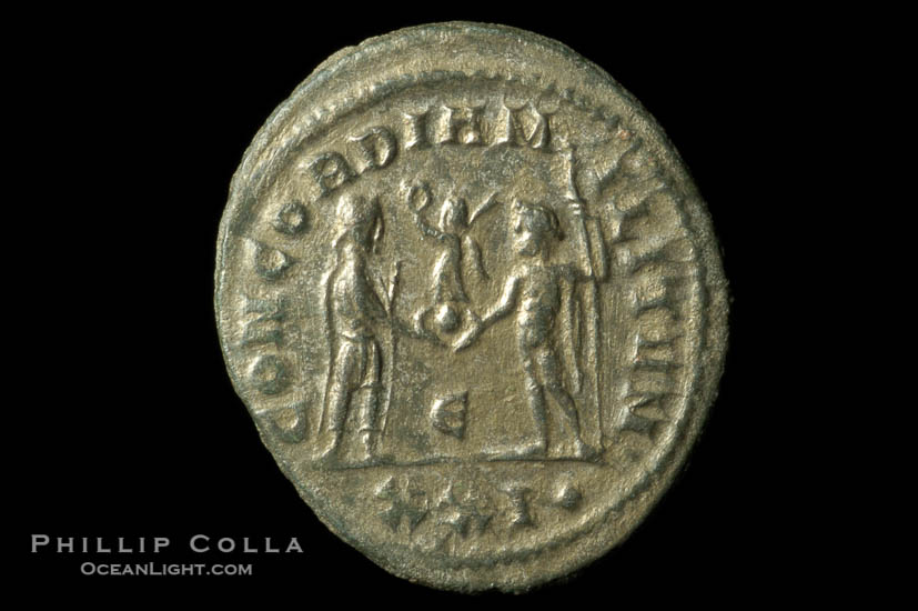 Roman emperor Maximianus (286-305 A.D.), depicted on ancient Roman coin (bronze, denom/type: Antoninianus) (Antoninianus Sear 3611. Obverse: IMP C M A MAXIMIANVS P F AVG. Reverse: CONCORDIA MILITVM)., natural history stock photograph, photo id 06651