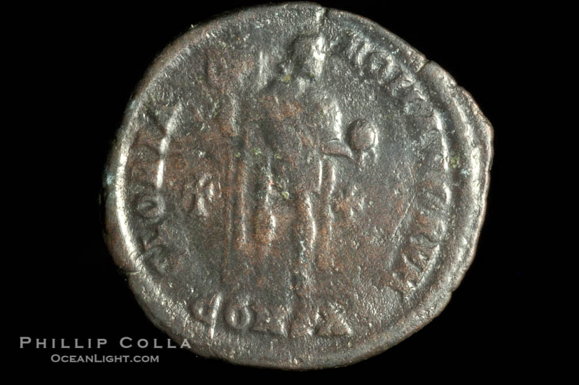 Roman emperor Theodosius I (379-395 A.D.), depicted on ancient Roman coin (bronze, denom/type: AE2) (AE2, 23mm; S. 4181, VM27. Obverse: DN THEODOSIVS PF AVG. Reverse: GLORIA ROMANORVM, CONSA exergue.)., natural history stock photograph, photo id 06729