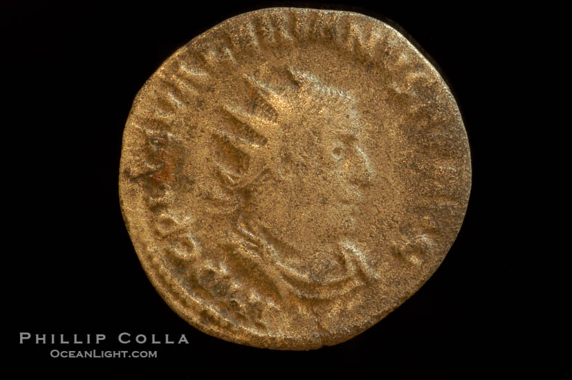 Roman emperor Valerian I (253-260 A.D.), depicted on ancient Roman coin (billion, denom/type: Antoninianus) (Antoninianus 2.9g, 20mm, VanMeter 28. Obverse: IMP C P LIC VALERIANVS PF AVG. Reverse: FELICITAS AVGG.)., natural history stock photograph, photo id 06816