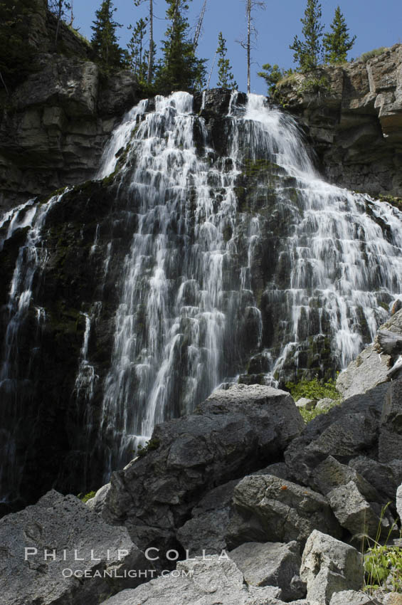 Rustic Falls is located at the entrance to Golden Gate Canyon near Mammoth Hot Springs, Yellowstone National Park. The falls are 47 feet (15m) high. Wyoming, USA, natural history stock photograph, photo id 07289